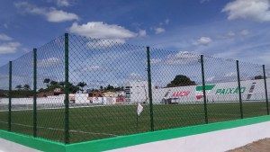 Photo of PALMEIRA DOS ÍNDIOS: Prefeitura conclui implantação do alambrado no Estádio Juca Sampaio