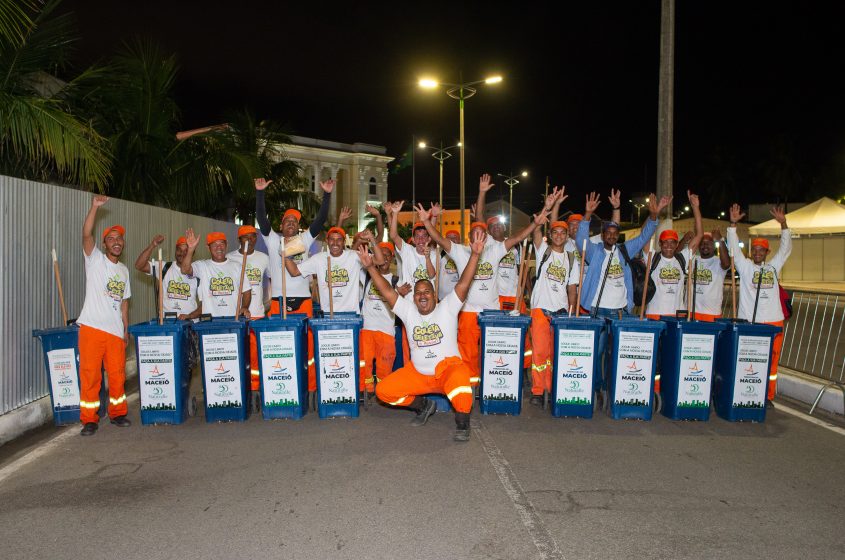 Sudes realizou trabalhos de limpeza em todos os polos do São João de Maceió. Foto: Juliete Santos/Secom Maceió